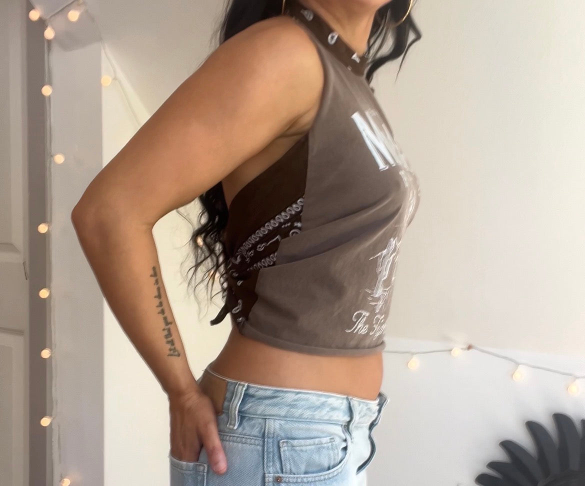 Modelo (M)